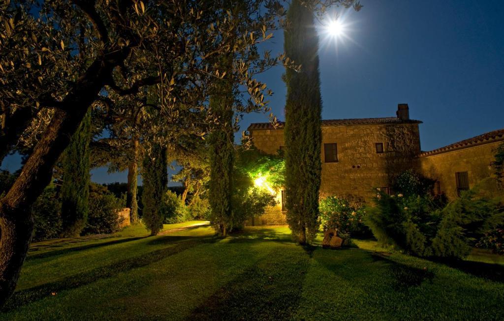 Locanda Ilune Pitigliano Buitenkant foto