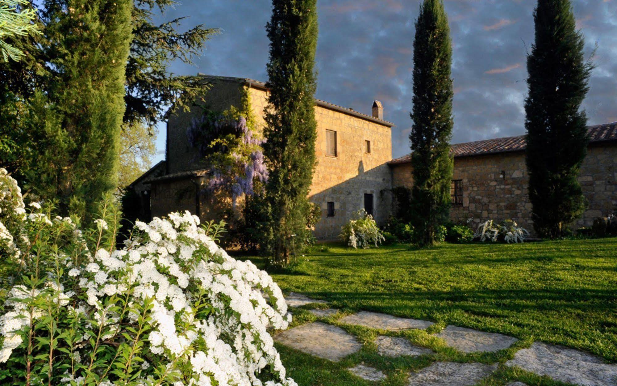 Locanda Ilune Pitigliano Buitenkant foto