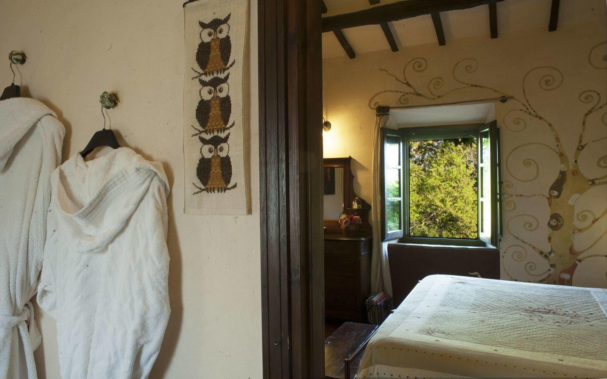 Locanda Ilune Pitigliano Buitenkant foto