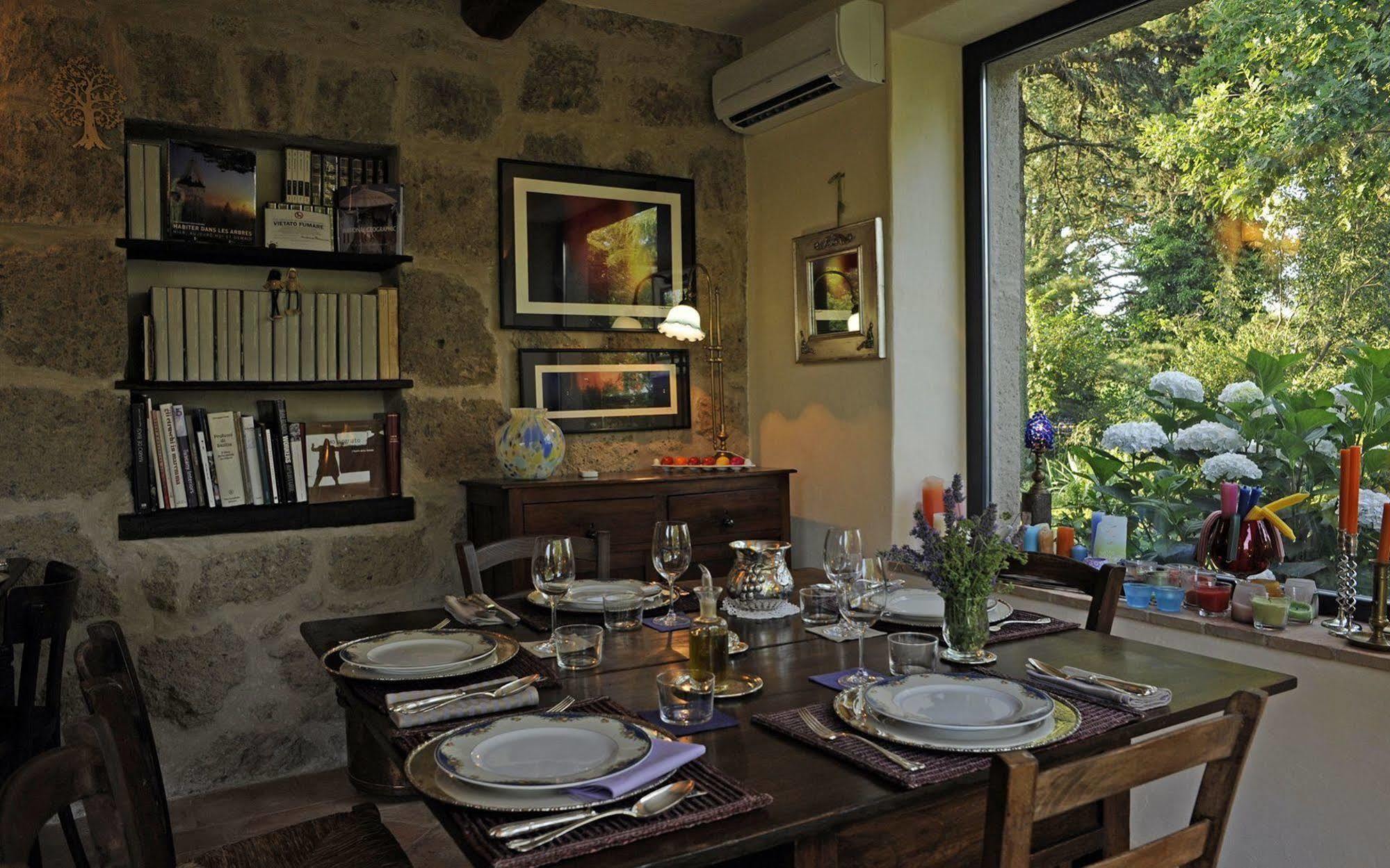 Locanda Ilune Pitigliano Buitenkant foto